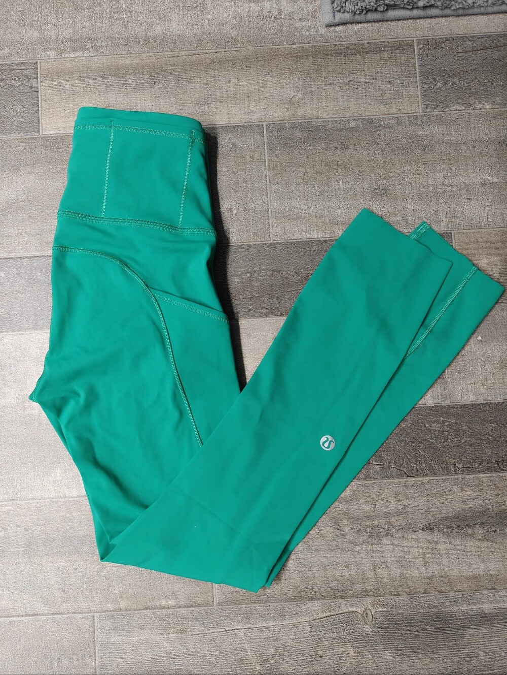 Lululemon Fast and Free High-Rise 23" Leggings Kelly Green NWOT Size 0